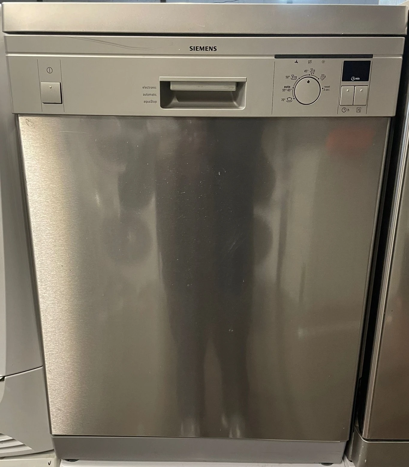 WhatsApp Image 2026-01-05 at 15.14.25 (2) Siemens - RVS Vrijstaande vaatwasser 60 cm - Afbeelding 1