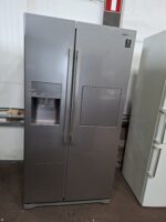 Gebruikte Samsung RS50N3903SA/EF - Amerikaanse koelkast - Zilver met ijsdispencer en mini bar - Afbeelding 4